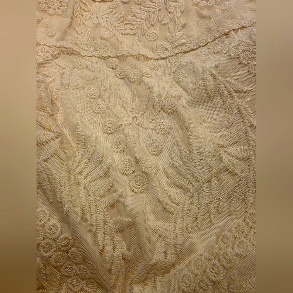 Express Embroidered Pullover Sheath Dress - size Small- NWOT💒 - Picture 5 of 5